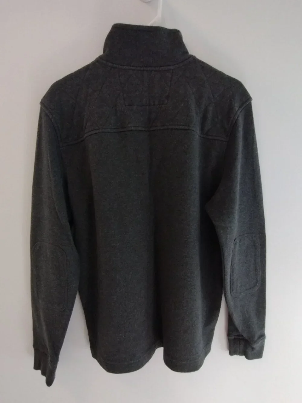 Banana Republic Men's Gray Pullover 4 Button Stand Collar Quilted Yoke